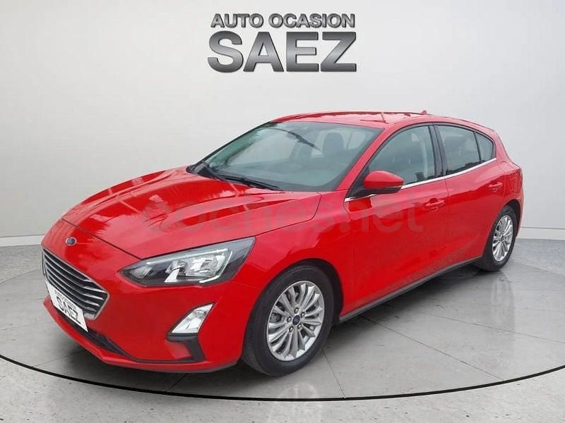 Usado Ford Focus Trend 120 CV (88 kW) 2020 Rojo Berlina