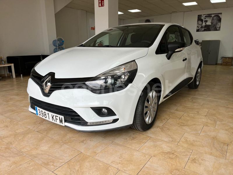 Blanco Usado 2017 Renault Clio IV Business Berlina | 9700 € (Precio justo) - Imagen 1/4