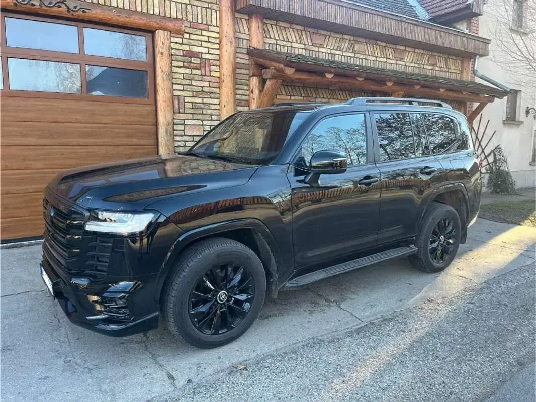 Usado Toyota Land Cruiser 310 CV (228 kW) 2025 Negro SUV