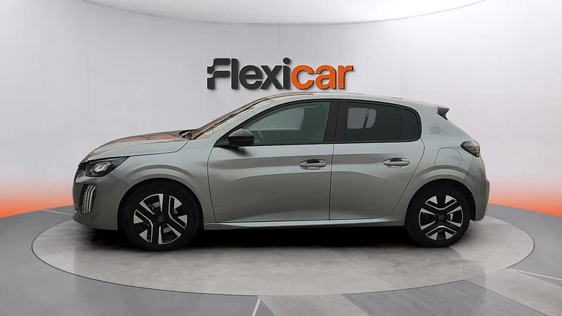 Usado Peugeot 208 Allure 101 CV (74 kW) 2025 Gris Utilitario