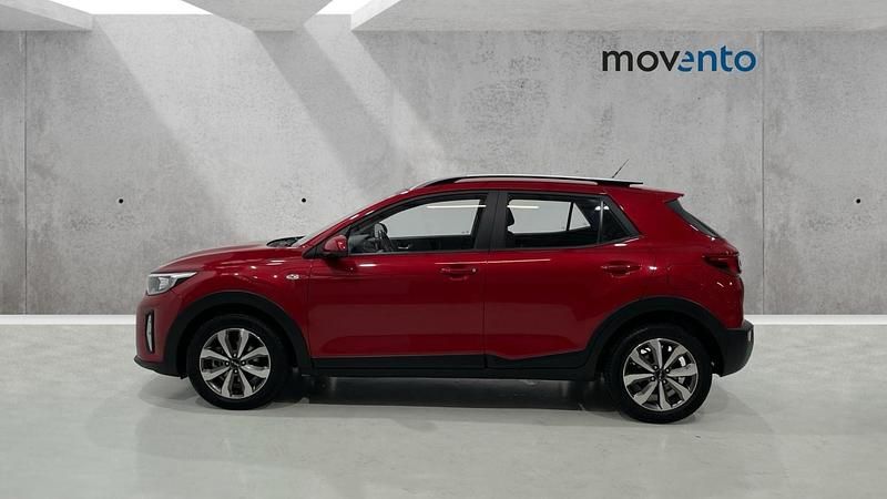 Usado Kia Stonic 100 CV (73 kW) 2021 Rojo SUV