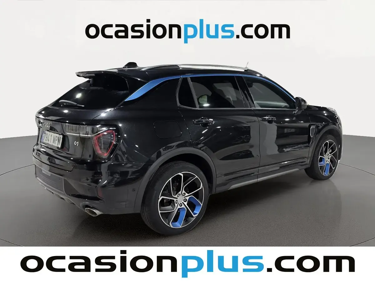 Usado Lynk & Co 01 261 CV (191 kW) 2024 Negro SUV