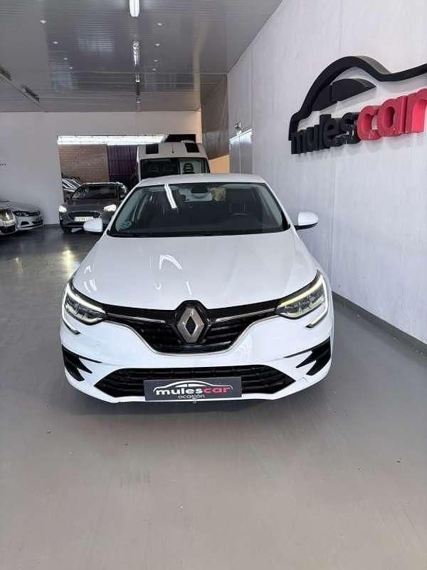 Occasion Renault Mégane IV Intens 116 PK (85 kW) 2022 Wit Hatchback