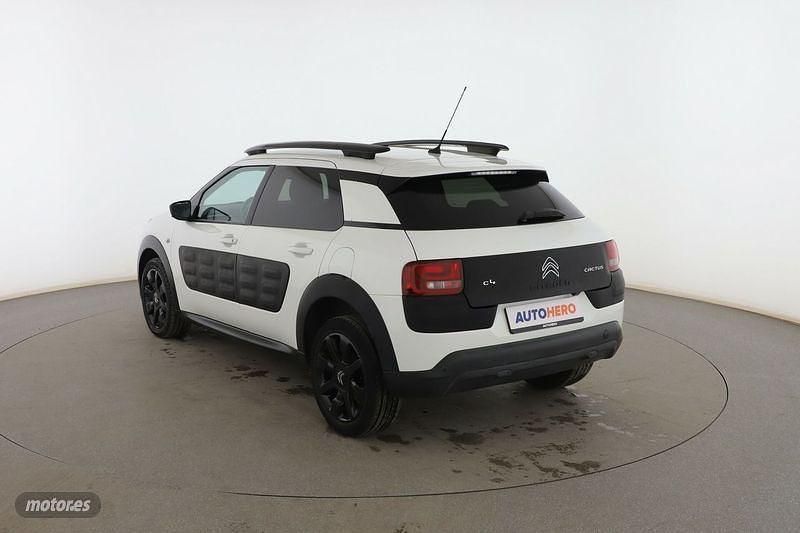 Usado Citroën C4 Cactus Shine 100 CV (73 kW) 2015 Blanco Utilitario