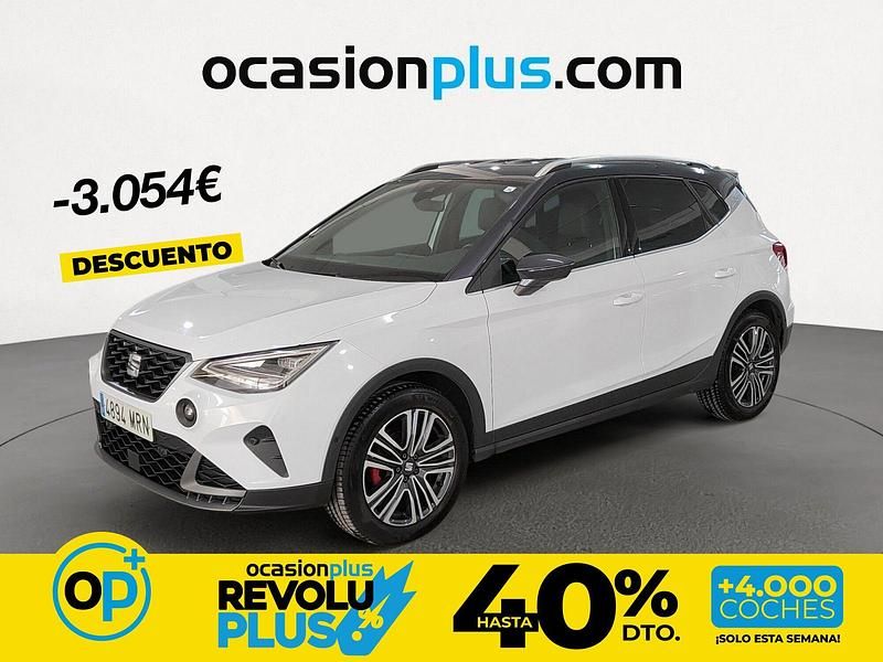 Usado Seat Arona FR 115 CV (84 kW) 2024 Blanco SUV