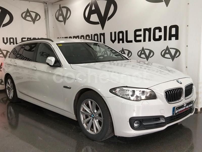 Usado BMW 520 Comfort Edition 190 CV (139 kW) 2014 Blanco Familiar