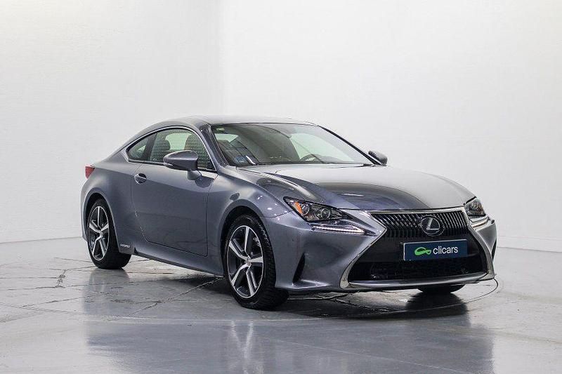 Usado Lexus RC300h Executive Line 223 CV (164 kW) 2018 Gris Coupe