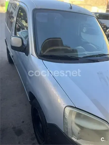 Usado Citroën Berlingo XTR 90 CV (66 kW) 2009 Gris / plata Monovolumen