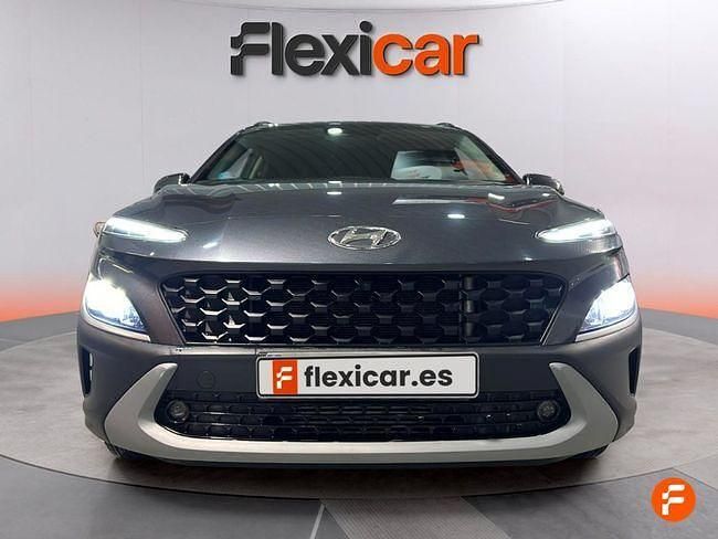 Usado Hyundai Kona 120 CV (88 kW) 2022 Gris SUV