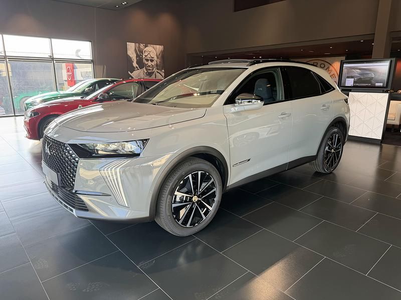 Nuevo DS Automobiles DS7 Crossback 130 CV (95 kW) 2026 Azul SUV