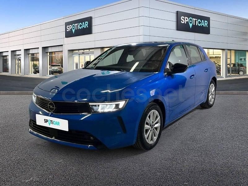 Usado Opel Astra Edition 130 CV (95 kW) 2023 Azul Berlina