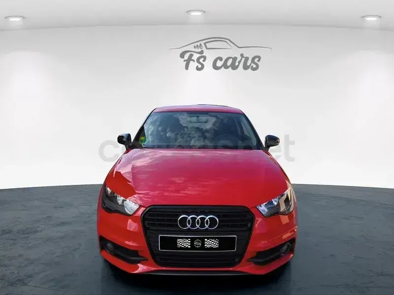 Usado Audi A1 Attraction 86 CV (63 kW) 2014 Rojo Utilitario