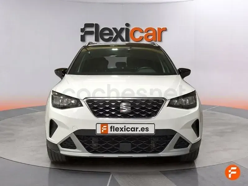 Usado Seat Arona Xperience 115 CV (84 kW) 2024 Blanco SUV