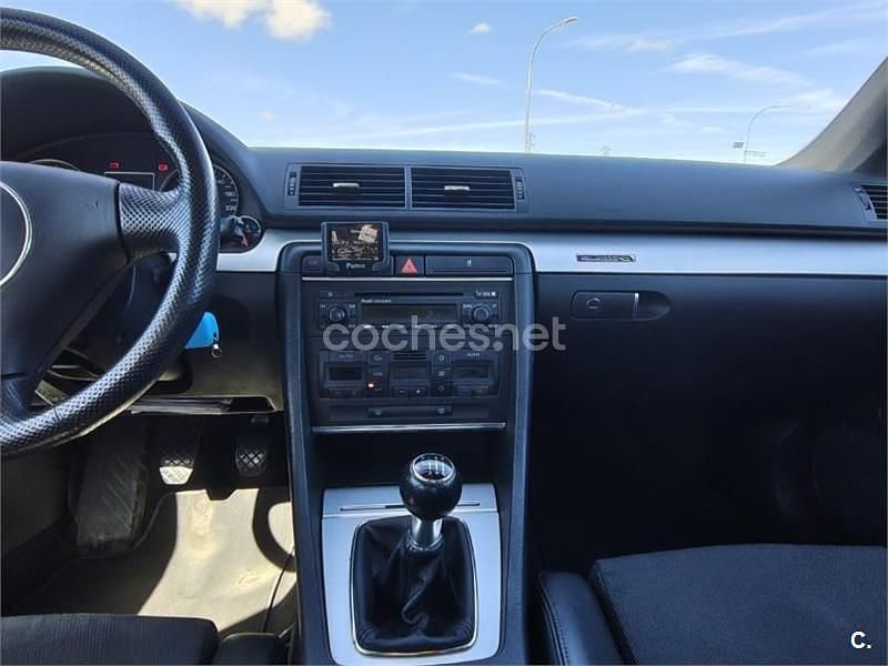 Azul Usado 2003 Audi A4 S-Line Berlina | 4900 € (Precio justo) - Imagen 1/4