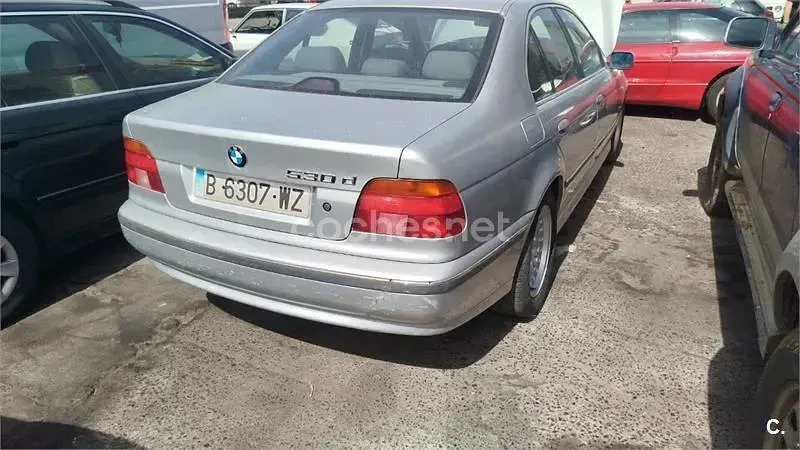 Usado BMW 530 184 CV (135 kW) 2000 Gris / plata Berlina