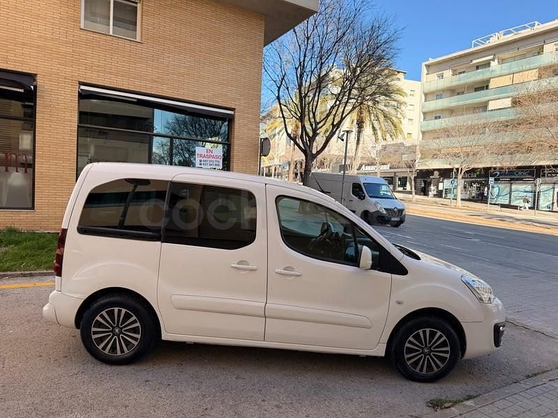 Usado Peugeot Partner Tepee Active 100 CV (73 kW) 2018 Blanco Monovolumen