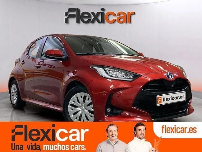 Rojo Usado 2023 Toyota Yaris Hybrid Active Berlina | 19.490 € (Precio justo) - Imagen 1/4