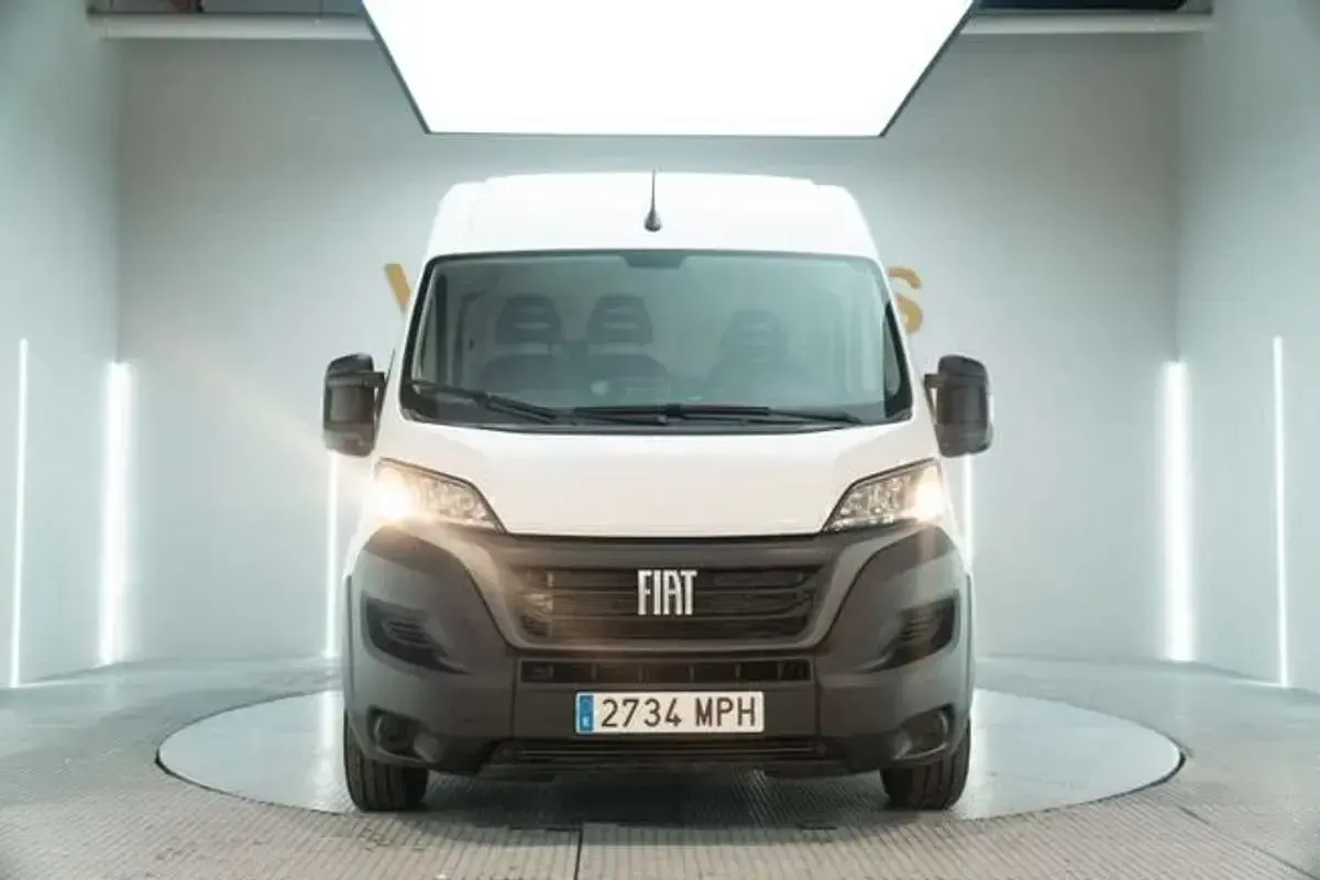 Usado Fiat Ducato 140 CV (102 kW) 2024 Blanco Van