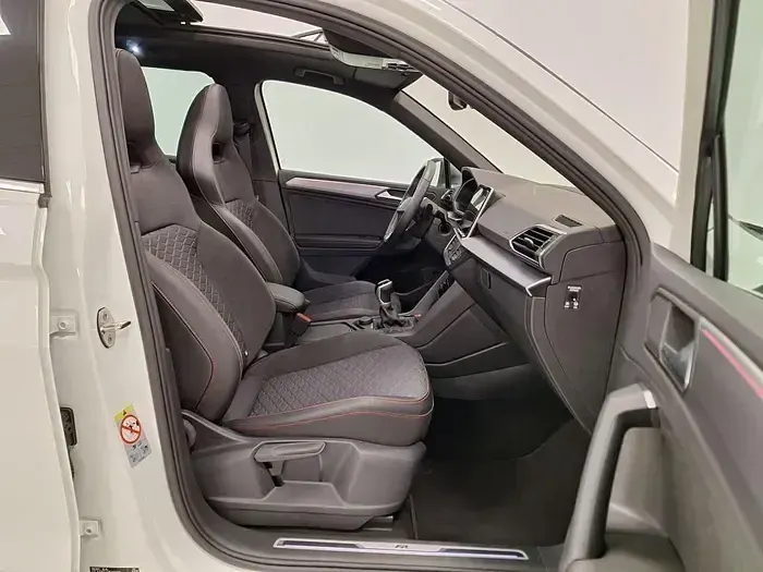 Usado Seat Tarraco 4Drive 200 CV (147 kW) 2023 Blanco SUV