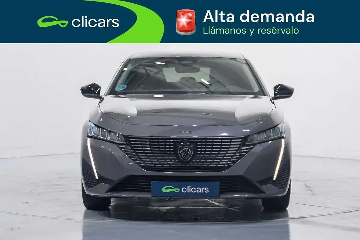 Usado Peugeot 308 Allure 131 CV (96 kW) 2024 Gris Utilitario