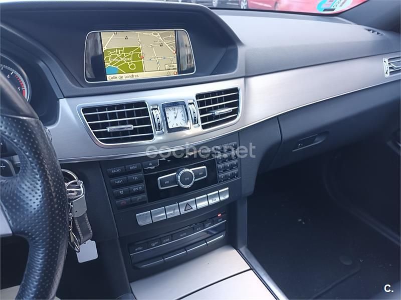 Gris / plata Usado 2014 Mercedes E300 Avantgarde Berlina | 16.900 € (Precio justo) - Imagen 1/4
