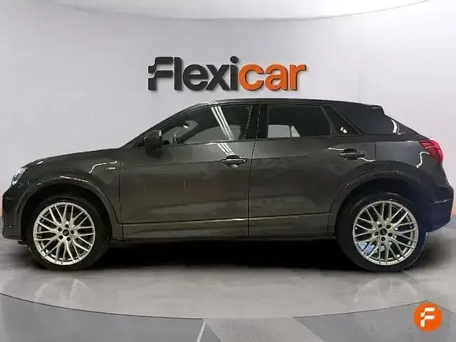 Usado Audi Q2 150 CV (110 kW) 2024 Gris SUV
