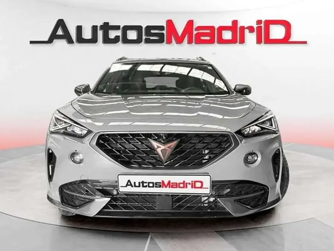 Usado Cupra Formentor 150 CV (110 kW) 2021 Gris / plata SUV