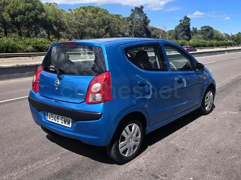 Usado Nissan Pixo Acenta 68 CV (50 kW) 2009 Azul Utilitario