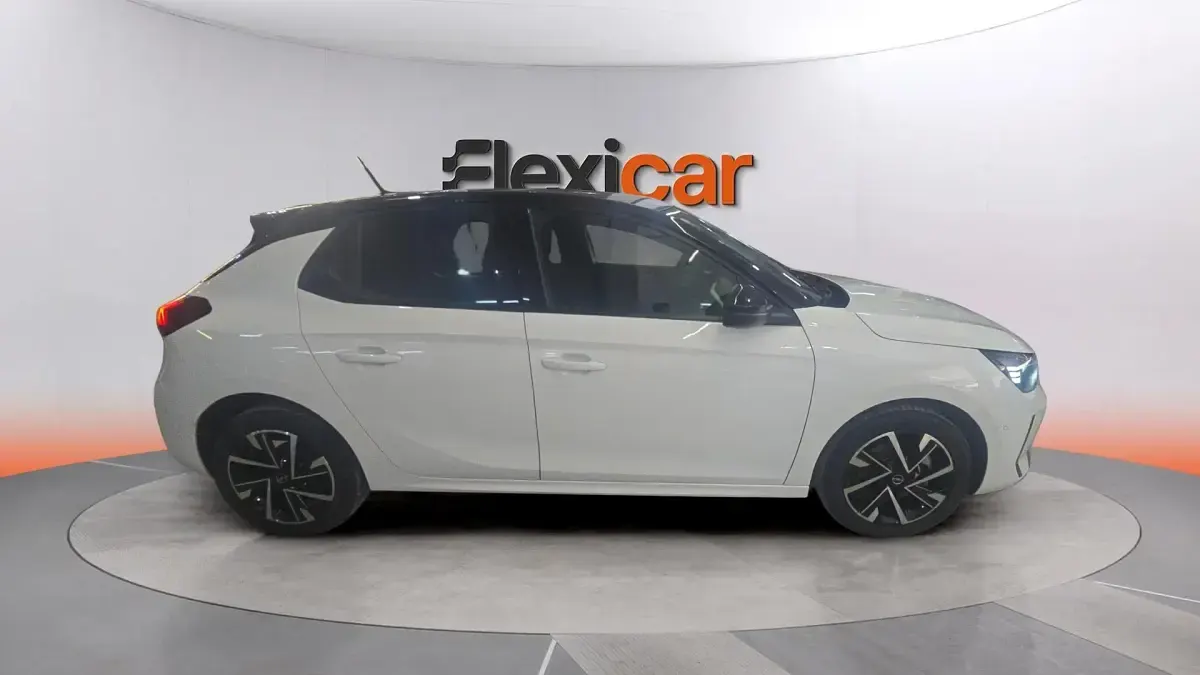 Usado Opel Corsa 101 CV (74 kW) 2024 Blanco Utilitario