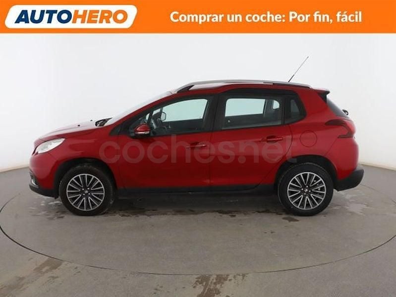 Usado Peugeot 2008 Active 110 CV (80 kW) 2016 Rojo SUV