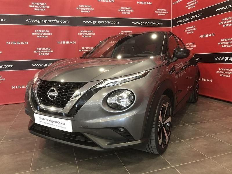 Usado Nissan Juke Tekna 114 CV (83 kW) 2023 Skline grey (metalizado) SUV