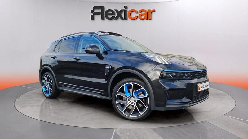 Begagnad Lynk & Co 01 261 HK (191 kW) 2022 SUV