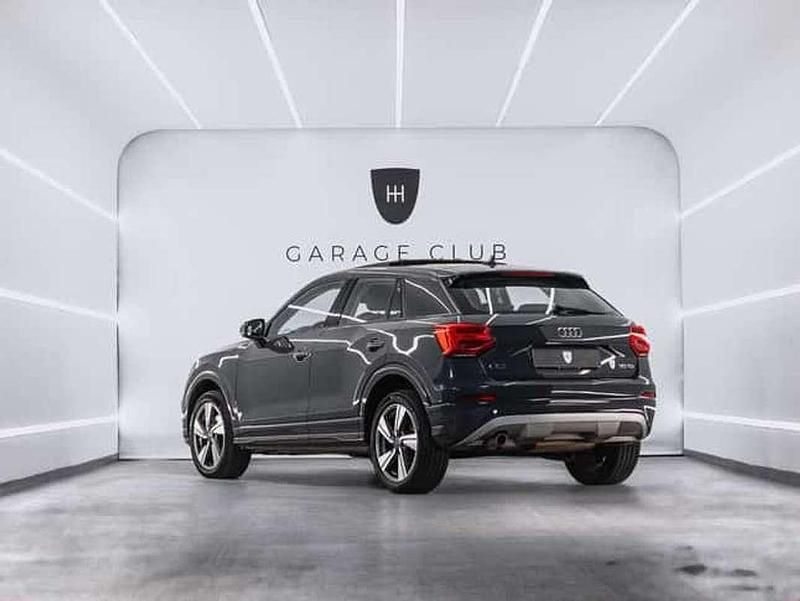 Usado Audi Q2 Sport 116 CV (85 kW) 2019 Gris SUV