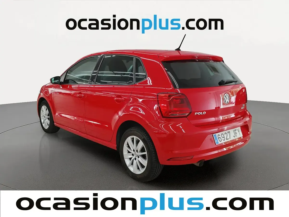 Usado VW Polo Sportline 90 CV (66 kW) 2015 Rojo Utilitario