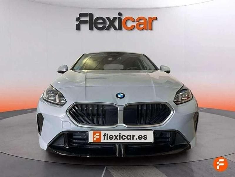 Usado BMW 120 163 CV (119 kW) 2025 Gris Utilitario