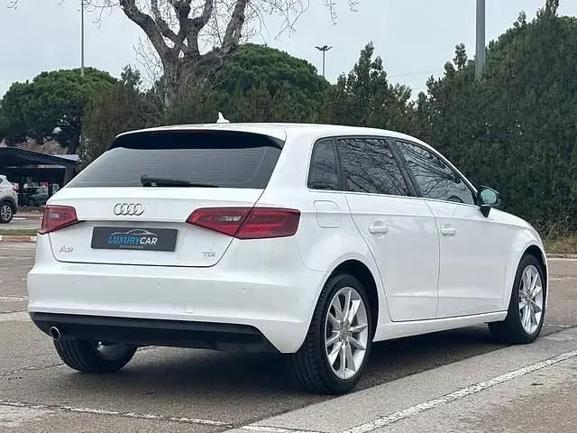 Usado Audi A3 Premium 110 CV (80 kW) 2016 Blanco Berlina