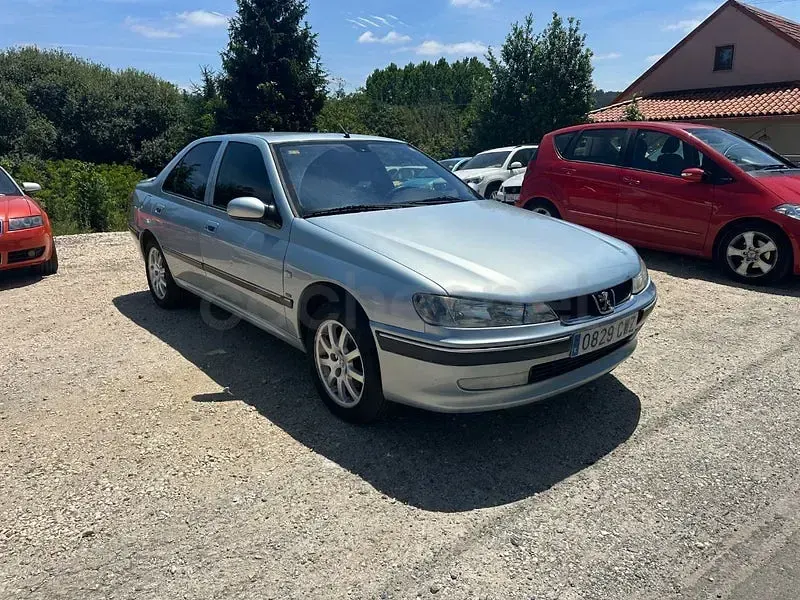 Usado Peugeot 406 109 CV (80 kW) 2004 Gris / plata Berlina