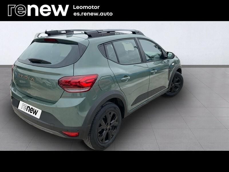 Usado Dacia Sandero Extreme 100 CV (73 kW) 2025 Verde Berlina