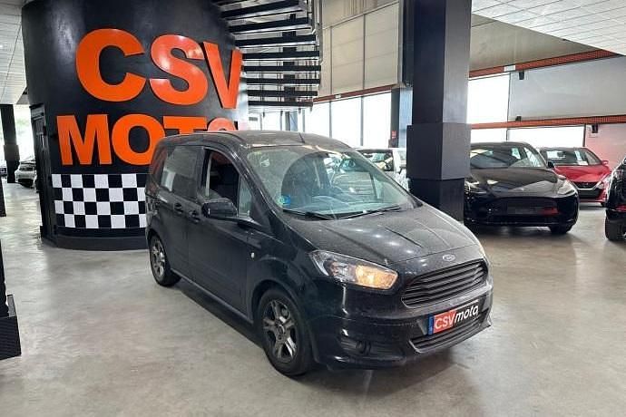 Usado Ford Tourneo 100 CV (73 kW) 2018