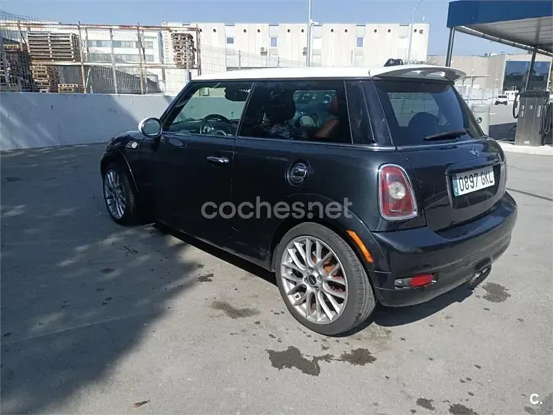 Usado Mini John Cooper Works 211 CV (155 kW) 2009 Negro Utilitario