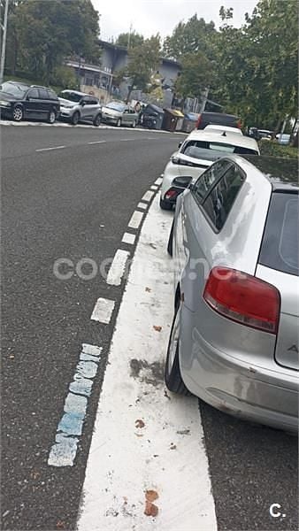 Usado Audi A3 Attraction 100 CV (73 kW) 2004 Gris / plata Berlina