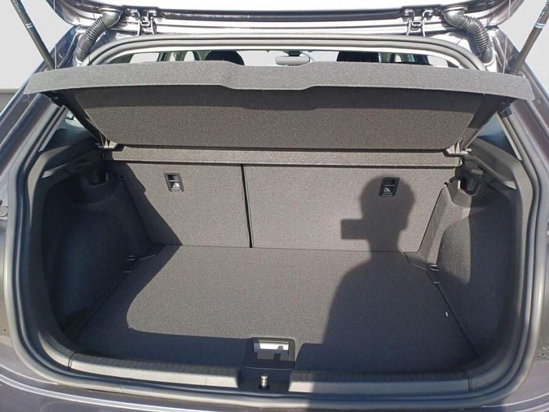 Nuevo VW Polo Match 95 CV (69 kW) 2025 Gris