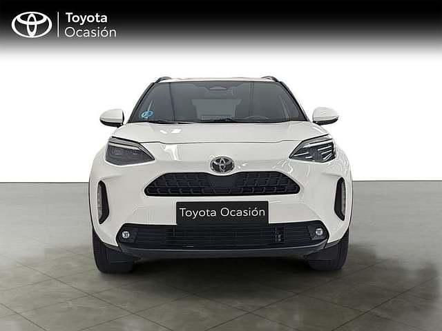 Usado Toyota Yaris Hybrid Active 116 CV (85 kW) 2023 Blanco Pickup/Camioneta