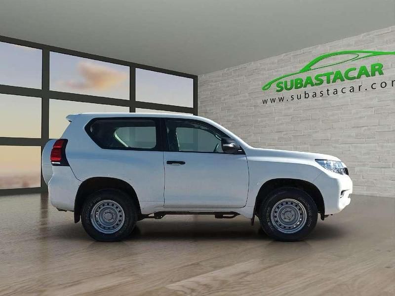 Usado Toyota Land Cruiser 177 CV (130 kW) 2021 Blanco SUV