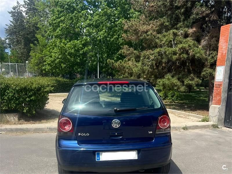 Używany VW Polo Edition 80 KM (58 kW) 2006 Niebieski Hatchback
