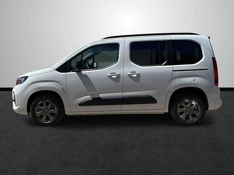 Usado Opel Combo S 100 CV (73 kW) 2024 Blanco Monovolumen