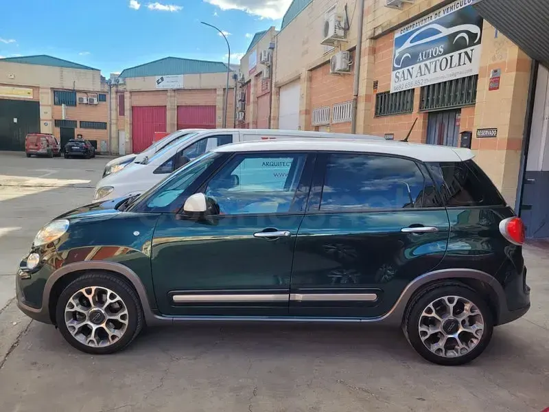 Usado Fiat 500L Cross 120 CV (88 kW) 2017 Verde Monovolumen