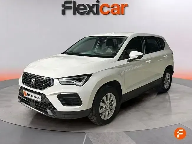 Begagnad Seat Ateca Reference 110 HK (80 kW) 2023 Vit SUV
