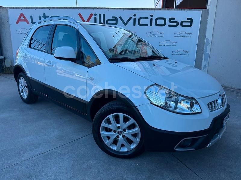 Blanco Usado 2012 Fiat Sedici Emotion SUV | 6700 € - Imagen 1/4