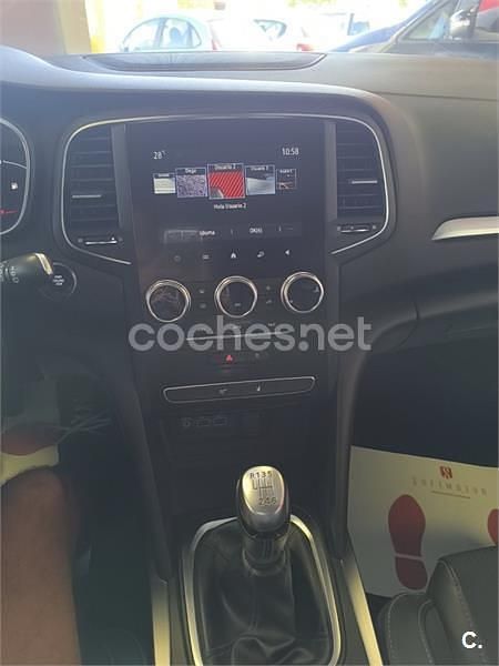 Usado Renault Mégane GrandTour Business 115 CV (84 kW) 2021 Negro Familiar